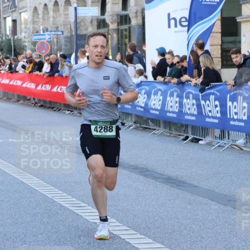 07.09.2025 - BARMER Alsterlauf Strokosch-Dieckow http://msf.ph/oto/8727108 07.09.2025 09:34:50 Ziel 26, 2307, 3514, 4470, 5892, 8081, 8204 meine-sportfotos.de