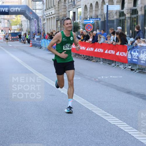 07.09.2025 - BARMER Alsterlauf Strokosch-Dieckow http://msf.ph/oto/8727140 07.09.2025 09:34:11 Ziel 14, 23, 3926, 4286, 4586, 5396, 5604, 5641, 5826 meine-sportfotos.de
