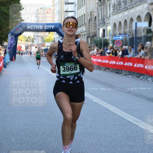 07.09.2025 - BARMER Alsterlauf Strokosch-Dieckow http://msf.ph/oto/8727143 07.09.2025 09:34:02 Ziel 14, 23, 4586, 5396, 5826 meine-sportfotos.de