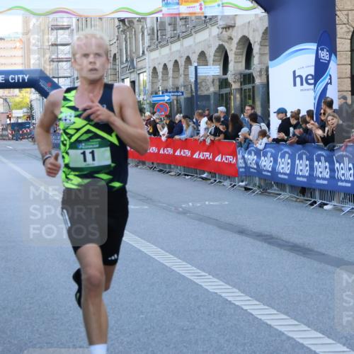07.09.2025 - BARMER Alsterlauf Strokosch-Dieckow http://msf.ph/oto/8727164 07.09.2025 09:33:34 Ziel 3966, 8199 meine-sportfotos.de