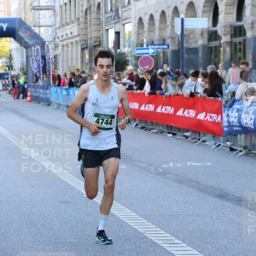 07.09.2025 - BARMER Alsterlauf Strokosch-Dieckow http://msf.ph/oto/8727203 07.09.2025 09:32:20 Ziel 21, 4118, 8354 meine-sportfotos.de