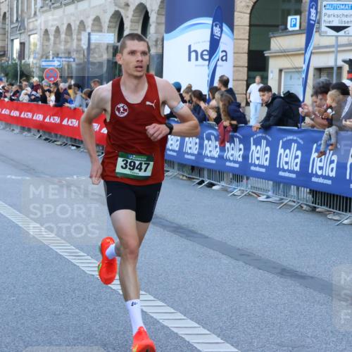 07.09.2025 - BARMER Alsterlauf Strokosch-Dieckow http://msf.ph/oto/8727215 07.09.2025 09:32:06 Ziel 21, 4744, 8354, 8374 meine-sportfotos.de