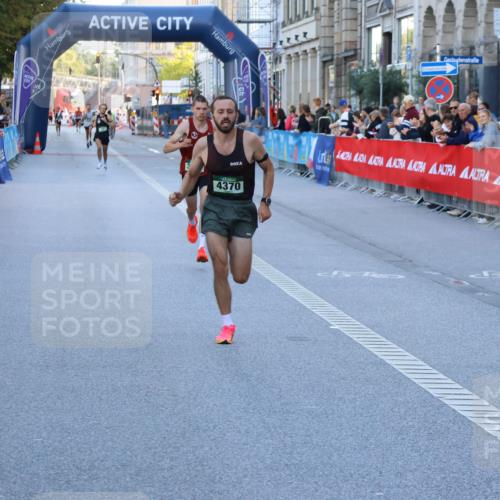 07.09.2025 - BARMER Alsterlauf Strokosch-Dieckow http://msf.ph/oto/8727221 07.09.2025 09:32:03 Ziel 21, 4744, 8354, 8374 meine-sportfotos.de