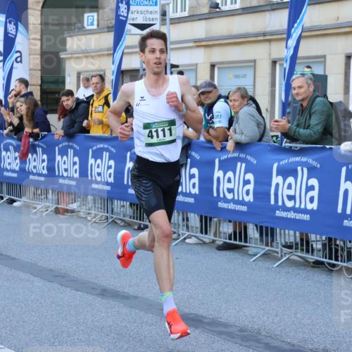 07.09.2025 - BARMER Alsterlauf Strokosch-Dieckow http://msf.ph/oto/8727231 07.09.2025 09:31:04 Ziel 8153 meine-sportfotos.de