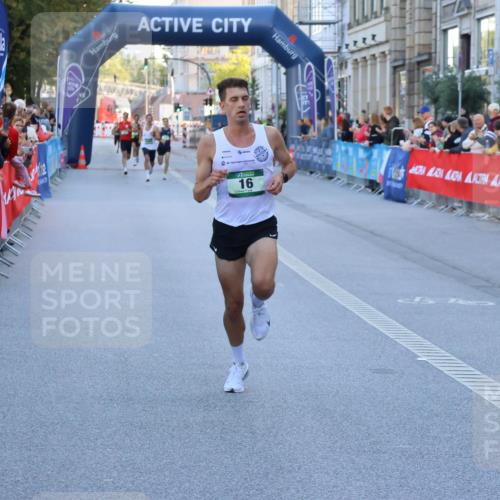 07.09.2025 - BARMER Alsterlauf Strokosch-Dieckow http://msf.ph/oto/8727255 07.09.2025 09:30:23 Ziel 6, 8, 10, 15 meine-sportfotos.de
