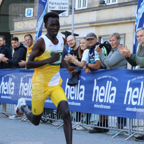 07.09.2025 - BARMER Alsterlauf Strokosch-Dieckow http://msf.ph/oto/8727278 07.09.2025 09:28:19 Ziel  meine-sportfotos.de