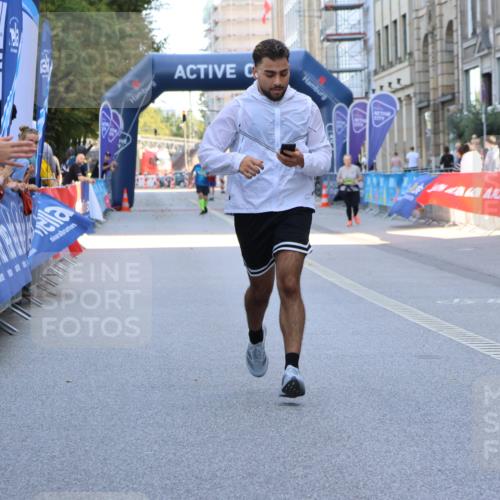 07.09.2025 - BARMER Alsterlauf Strokosch-Dieckow http://msf.ph/oto/8728547 07.09.2025 10:35:10 Ziel 4069, 5841 meine-sportfotos.de