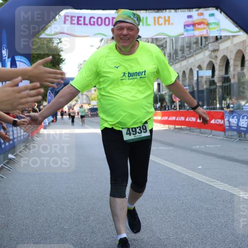 07.09.2025 - BARMER Alsterlauf Strokosch-Dieckow http://msf.ph/oto/8728660 07.09.2025 10:33:28 Ziel  meine-sportfotos.de