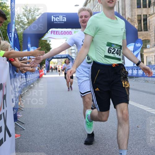 07.09.2025 - BARMER Alsterlauf Strokosch-Dieckow http://msf.ph/oto/8728926 07.09.2025 10:31:02 Ziel 2001, 2563, 4388, 5537, 5599 meine-sportfotos.de