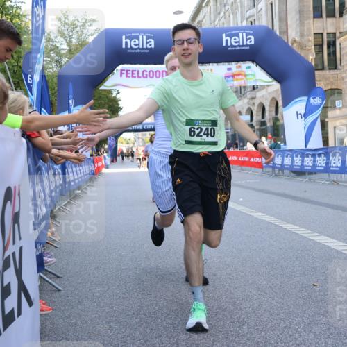07.09.2025 - BARMER Alsterlauf Strokosch-Dieckow http://msf.ph/oto/8728937 07.09.2025 10:31:02 Ziel 2001, 2563, 4388, 5537, 5599 meine-sportfotos.de