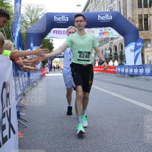 07.09.2025 - BARMER Alsterlauf Strokosch-Dieckow http://msf.ph/oto/8728941 07.09.2025 10:31:02 Ziel 2001, 2563, 4388, 5537, 5599 meine-sportfotos.de