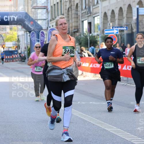 07.09.2025 - BARMER Alsterlauf Strokosch-Dieckow http://msf.ph/oto/8729034 07.09.2025 10:29:42 Ziel 3950, 4126 meine-sportfotos.de