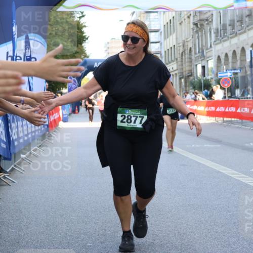07.09.2025 - BARMER Alsterlauf Strokosch-Dieckow http://msf.ph/oto/8729049 07.09.2025 10:29:32 Ziel 3950 meine-sportfotos.de