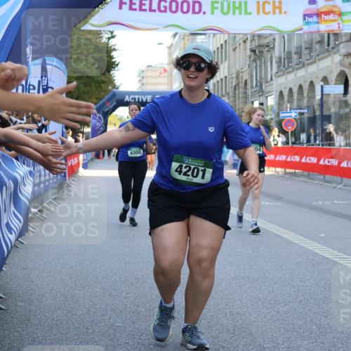 07.09.2025 - BARMER Alsterlauf Strokosch-Dieckow http://msf.ph/oto/8729087 07.09.2025 10:29:18 Ziel 2215, 2382, 3287, 5071 meine-sportfotos.de
