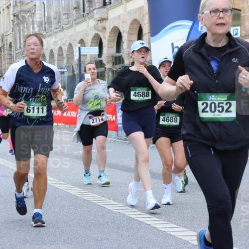 07.09.2025 - BARMER Alsterlauf Strokosch-Dieckow http://msf.ph/oto/8729177 07.09.2025 10:28:50 Ziel 2877, 3141, 3165, 3457, 3495, 3560 meine-sportfotos.de