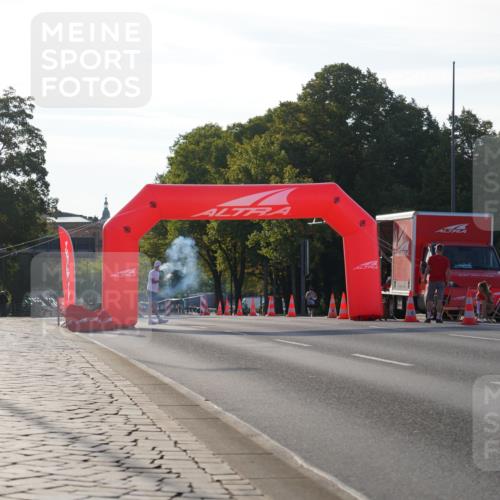 07.09.2025 - BARMER Alsterlauf Yannick Fuchs http://msf.ph/oto/8729493 07.09.2025 08:41:04 Laufen  meine-sportfotos.de