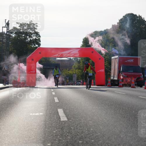 07.09.2025 - BARMER Alsterlauf Yannick Fuchs http://msf.ph/oto/8729591 07.09.2025 08:56:27 Laufen 76 meine-sportfotos.de