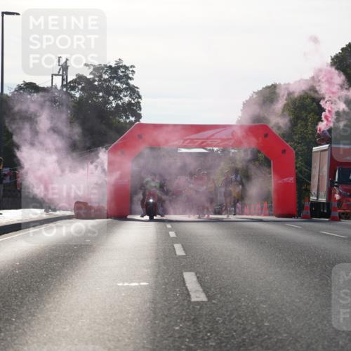 07.09.2025 - BARMER Alsterlauf Yannick Fuchs http://msf.ph/oto/8729617 07.09.2025 08:56:34 Laufen  meine-sportfotos.de