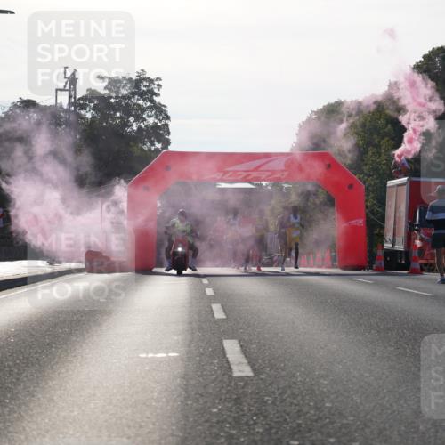 07.09.2025 - BARMER Alsterlauf Yannick Fuchs http://msf.ph/oto/8729622 07.09.2025 08:56:34 Laufen  meine-sportfotos.de