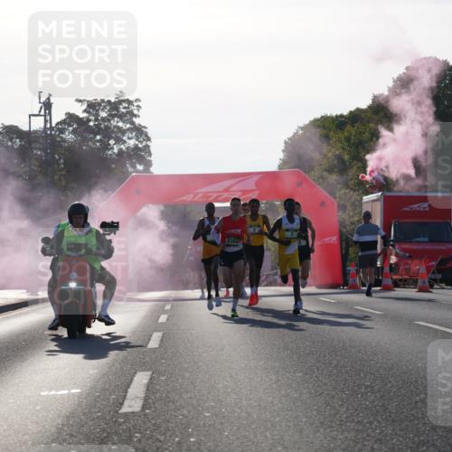 07.09.2025 - BARMER Alsterlauf Yannick Fuchs http://msf.ph/oto/8729635 07.09.2025 08:56:37 Laufen 8354, 2 meine-sportfotos.de
