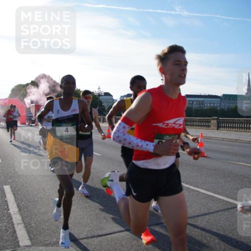 07.09.2025 - BARMER Alsterlauf Yannick Fuchs http://msf.ph/oto/8729691 07.09.2025 08:56:40 Laufen  meine-sportfotos.de