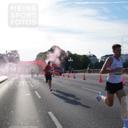 07.09.2025 - BARMER Alsterlauf Yannick Fuchs http://msf.ph/oto/8729701 07.09.2025 08:56:41 Laufen  meine-sportfotos.de