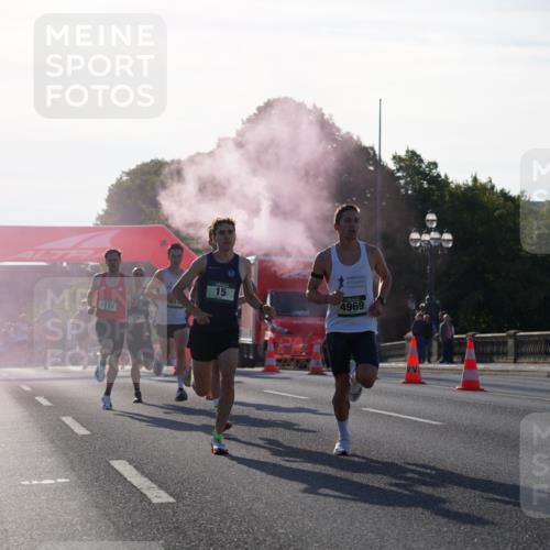 07.09.2025 - BARMER Alsterlauf Yannick Fuchs http://msf.ph/oto/8729723 07.09.2025 08:56:44 Laufen 4118, 10, 15, 4969 meine-sportfotos.de