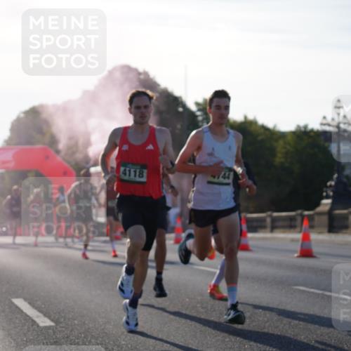 07.09.2025 - BARMER Alsterlauf Yannick Fuchs http://msf.ph/oto/8729745 07.09.2025 08:56:46 Laufen 44, 4118 meine-sportfotos.de
