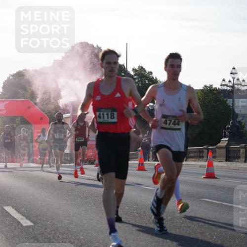 07.09.2025 - BARMER Alsterlauf Yannick Fuchs http://msf.ph/oto/8729749 07.09.2025 08:56:47 Laufen 22, 4370, 3947, 4118, 4744 meine-sportfotos.de
