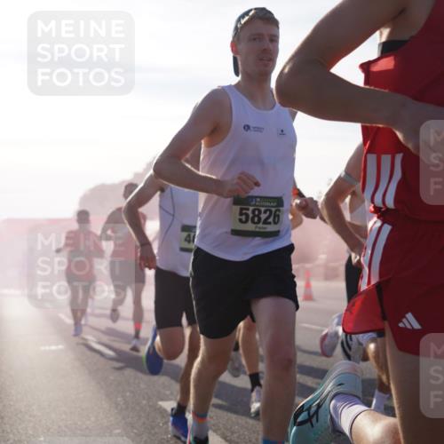 07.09.2025 - BARMER Alsterlauf Yannick Fuchs http://msf.ph/oto/8729854 07.09.2025 08:57:03 Laufen 5826, 36, 8199 meine-sportfotos.de