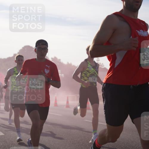 07.09.2025 - BARMER Alsterlauf Yannick Fuchs http://msf.ph/oto/8729863 07.09.2025 08:57:04 Laufen 5641, 14, 39 meine-sportfotos.de