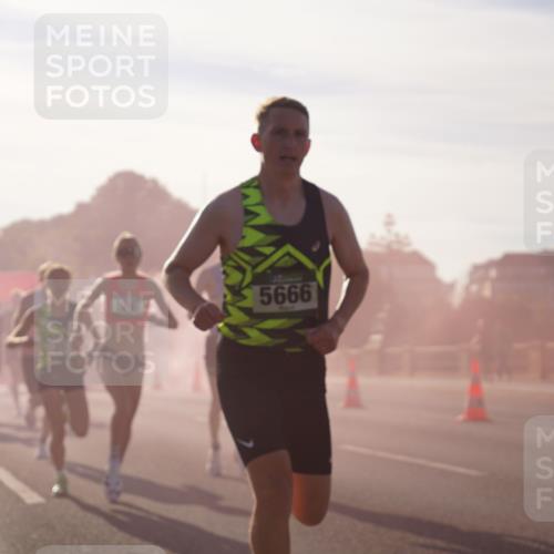 07.09.2025 - BARMER Alsterlauf Yannick Fuchs http://msf.ph/oto/8729868 07.09.2025 08:57:05 Laufen 5666 meine-sportfotos.de