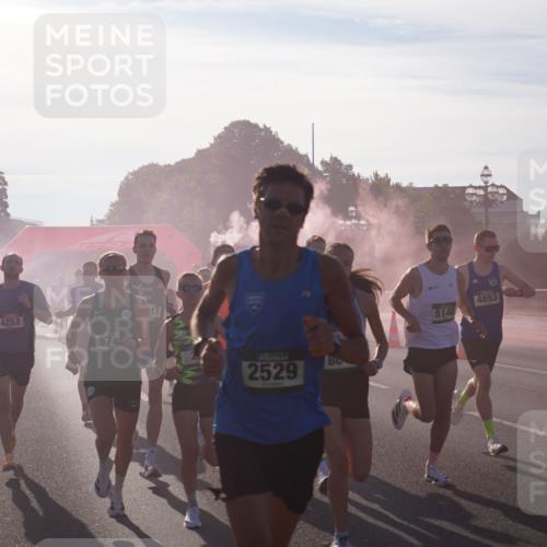 07.09.2025 - BARMER Alsterlauf Yannick Fuchs http://msf.ph/oto/8729911 07.09.2025 08:57:11 Laufen 4252, 574, 17, 2529, 80, 5148, 4853, 5924 meine-sportfotos.de
