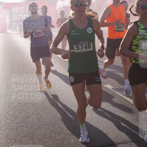 07.09.2025 - BARMER Alsterlauf Yannick Fuchs http://msf.ph/oto/8729920 07.09.2025 08:57:12 Laufen 4252, 3841, 36, 5748, 27, 20 meine-sportfotos.de