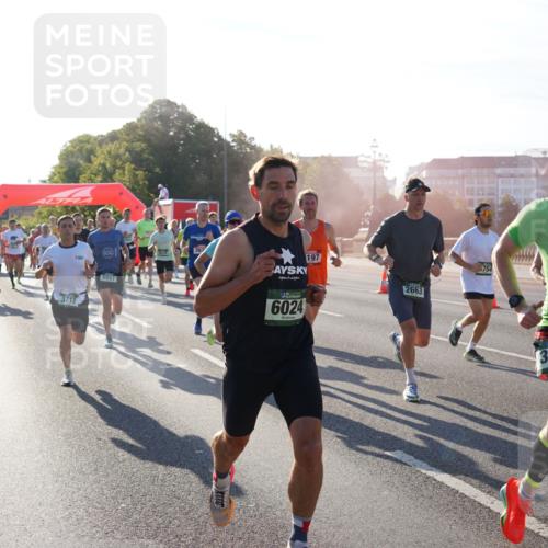 07.09.2025 - BARMER Alsterlauf Yannick Fuchs http://msf.ph/oto/8730011 07.09.2025 08:57:33 Laufen 4444, 3717, 4997, 363, 197, 6024, 2663, 754, 3380 meine-sportfotos.de