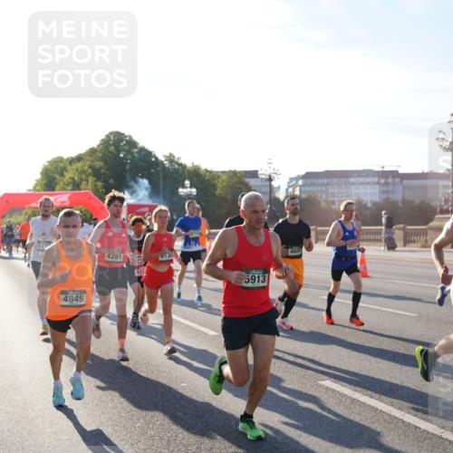 07.09.2025 - BARMER Alsterlauf Yannick Fuchs http://msf.ph/oto/8730076 07.09.2025 08:57:41 Laufen 4849, 4281, 512, 134, 5913, 4683, 6172 meine-sportfotos.de