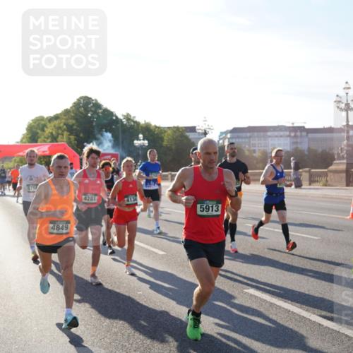 07.09.2025 - BARMER Alsterlauf Yannick Fuchs http://msf.ph/oto/8730078 07.09.2025 08:57:41 Laufen 5714, 4849, 4281, 4134, 5913, 6172 meine-sportfotos.de