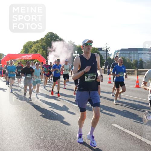 07.09.2025 - BARMER Alsterlauf Yannick Fuchs http://msf.ph/oto/8730120 07.09.2025 08:57:49 Laufen 4444, 303, 3597, 4676, 2680, 4083, 8270, 3999, 583, 2871, 4916 meine-sportfotos.de