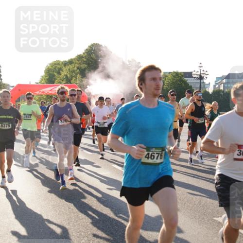 07.09.2025 - BARMER Alsterlauf Yannick Fuchs http://msf.ph/oto/8730142 07.09.2025 08:57:52 Laufen 8375, 3163, 370, 3890, 3673, 4676 meine-sportfotos.de
