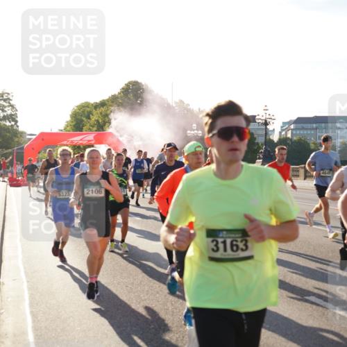 07.09.2025 - BARMER Alsterlauf Yannick Fuchs http://msf.ph/oto/8730156 07.09.2025 08:57:54 Laufen 5323, 2106, 3163, 4645, 3890 meine-sportfotos.de