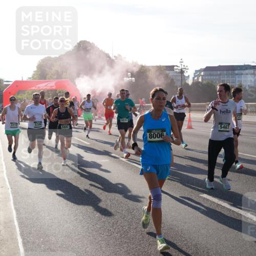 07.09.2025 - BARMER Alsterlauf Yannick Fuchs http://msf.ph/oto/8730210 07.09.2025 08:58:06 Laufen 444, 5243, 2212, 5388, 4482, 3979, 727, 5467, 8006 meine-sportfotos.de