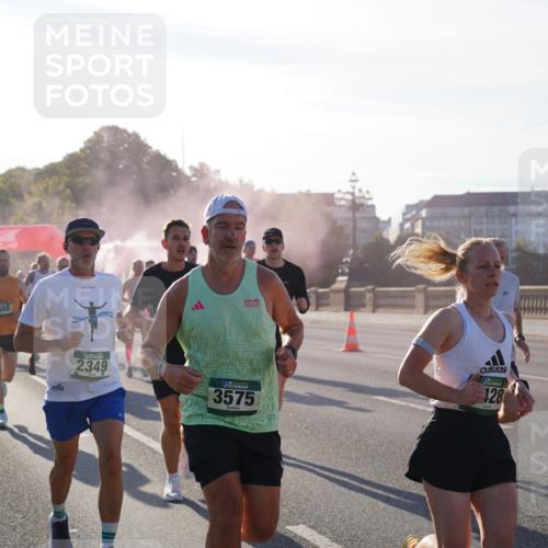 07.09.2025 - BARMER Alsterlauf Yannick Fuchs http://msf.ph/oto/8730250 07.09.2025 08:58:13 Laufen 488, 2349, 3575, 128 meine-sportfotos.de