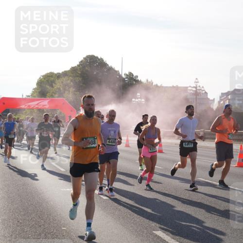 07.09.2025 - BARMER Alsterlauf Yannick Fuchs http://msf.ph/oto/8730258 07.09.2025 08:58:14 Laufen 5311, 4050, 6096, 38, 4480, 8411, 4357 meine-sportfotos.de