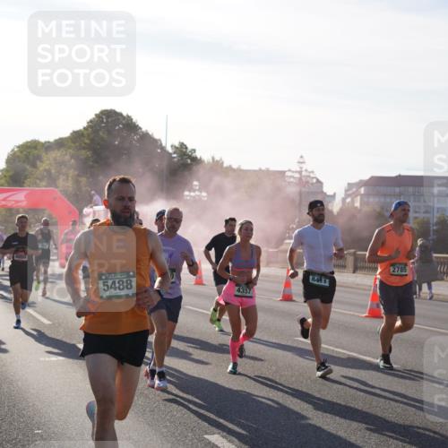 07.09.2025 - BARMER Alsterlauf Yannick Fuchs http://msf.ph/oto/8730261 07.09.2025 08:58:15 Laufen 4050, 5488, 4357, 8411, 2785 meine-sportfotos.de