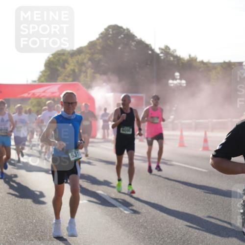 07.09.2025 - BARMER Alsterlauf Yannick Fuchs http://msf.ph/oto/8730278 07.09.2025 08:58:17 Laufen 5311, 6096, 36, 4050 meine-sportfotos.de