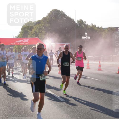 07.09.2025 - BARMER Alsterlauf Yannick Fuchs http://msf.ph/oto/8730281 07.09.2025 08:58:18 Laufen 2799, 6139, 5484, 2011, 2111, 6011, 531, 6095, 2017 meine-sportfotos.de