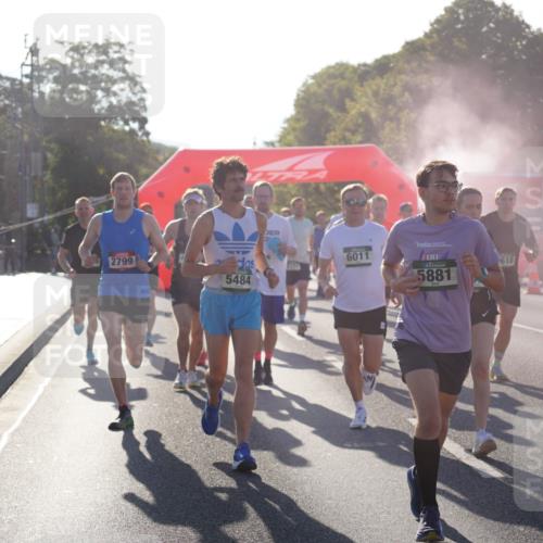 07.09.2025 - BARMER Alsterlauf Yannick Fuchs http://msf.ph/oto/8730289 07.09.2025 08:58:19 Laufen 2799, 5484, 6011, 5881, 5382, 618 meine-sportfotos.de
