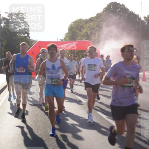 07.09.2025 - BARMER Alsterlauf Yannick Fuchs http://msf.ph/oto/8730295 07.09.2025 08:58:20 Laufen 2799, 548, 6011, 5382 meine-sportfotos.de