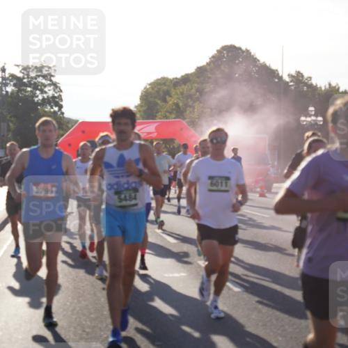 07.09.2025 - BARMER Alsterlauf Yannick Fuchs http://msf.ph/oto/8730303 07.09.2025 08:58:20 Laufen 2799, 5484, 6011, 381 meine-sportfotos.de