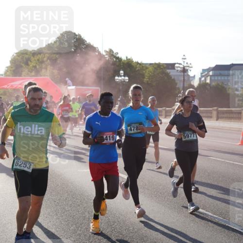 07.09.2025 - BARMER Alsterlauf Yannick Fuchs http://msf.ph/oto/8730390 07.09.2025 08:58:36 Laufen 44444, 6253, 419, 478, 0459, 5977 meine-sportfotos.de